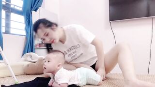 TIPS BREASTFEEDING MOM AND BABY HUNGRY PART 2