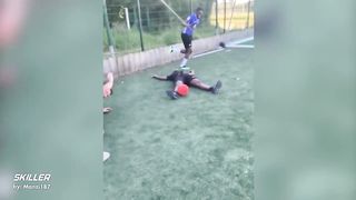 COMEDY FOOTBALL & FUNNIEST FAILS (TRY NOT TO LAUGH)