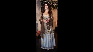 Famous tiktoker alishba anjum photoshot pics