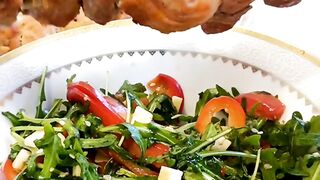 Салат из рукколы