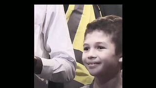 Child question to Mufti Menk Amazing