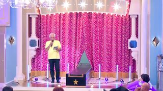 Un défilé au poil - LOL : Qui rit sort ! | Prime Video