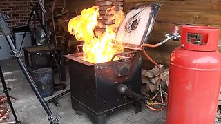 Making copper-based bricks .