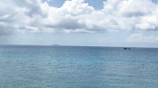 Pulau indah di indonesia