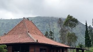 Caffee end resto in bromo