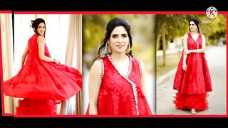 BTS Mohabbat Chor Di Maine drama actress Rushna Khan pics
