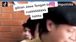 Sindiran kocak