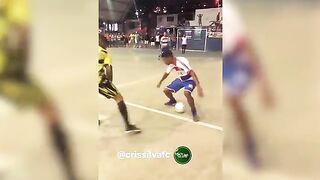 FUNNY SOCCER FOOTBALL VIDEOS ???? CRAZY SKILLS, GOALS, FAILS, MEMES & MORE 10