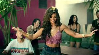 Luis Fonsi feat. Daddy Yankee - Despacito (Official Video HD) 3