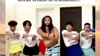 Funny dance????????
