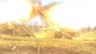 Pro-Russian heavy artillery destroys a Ukrainian deployment point