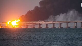 Russian Retreat From Kherson Is A Setback To Putin & Will Ukraine Now Aim To Liberate Crimea