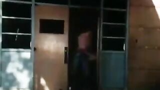 A Poderosa Isis - Garota Engraçada