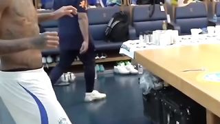 E esse futmesa do Vini Jr com o Militão_ ???? CBF TV