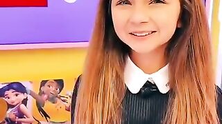 Valentina chante tous les titres de son album ???? (Tik Tok Challenge)