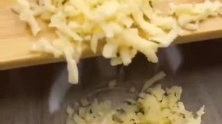 Закуска из помидор с сыром