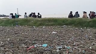 Pantai 3