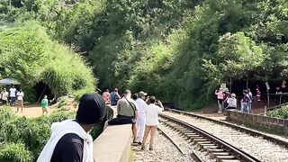Lovers train