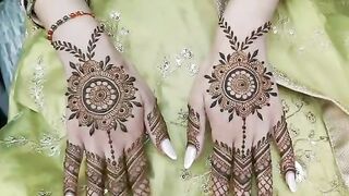 Mehndi desine...New desine.2023. 17