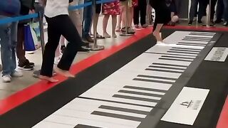 Piano 6