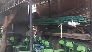 Tempat penyimpanan tenda dan kursi dari besi
