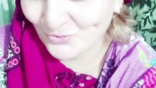 KHAN SAHIB KO GARMI CHARHI HOI THEE.