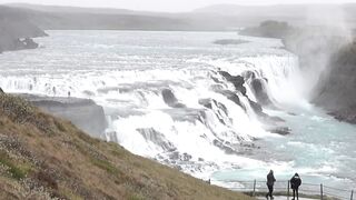 5 MOST BEAUTIFUL WATERFALLS IN ICELAND