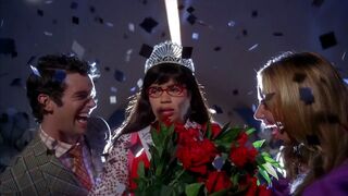 Ugly Betty 2x3