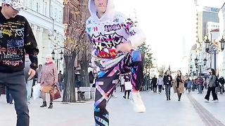 A rousing shuffle dance 7