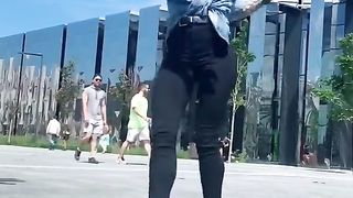 A rousing shuffle dance 39
