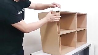 Bagian 20. Lemari hias dari limbah kardus