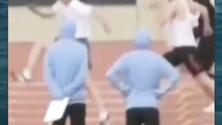 Larinya se cepat kuda