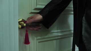 MARUV - Siren Song (Official Video)