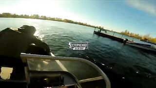 Русня при втечі із Херсону обстрілює своїх