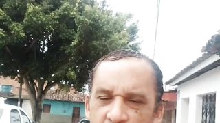 Rapaz eu fiquei sabendo que têm um povo falando de mim tô ligando pra nada