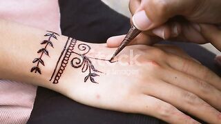 Mehndi designs 12