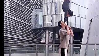 MOST PAPULAR DANCE