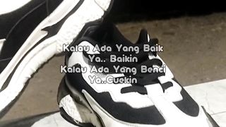 Hitam Putih Yang Serasi