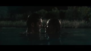 Shahmaran / Kissing Scene — Sahsu and Maran (Serenay Sarikaya and Burak Deniz) | 1x08