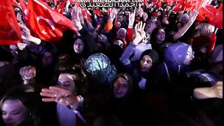 احتفالات الفرح بفوز أردوغان