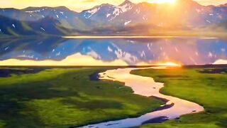 The Yellow River was not originally yellow, but it changed its appearance because it contained a hundred rivers.