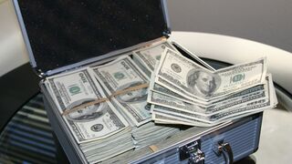 How to Earn Money on YouTube 6 Tips for Beginners