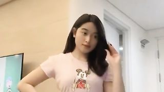 Cute asian dance 41