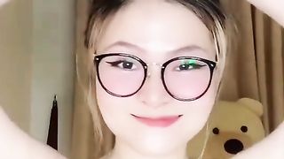 Cute asian dance 64