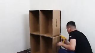 Bagian 32. Ide lemari dari limbah kardus