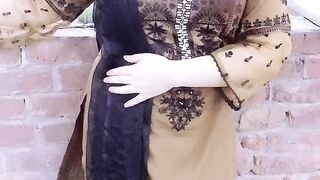 Dulhaa Too Aisa Hi Milla gaa Shukar Karain