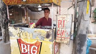 ????????Young Afghan Boys Selling KFC Style Chips ????- Hardworking Kids | Famous French Fries at Street Food