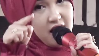 Jilbab putih