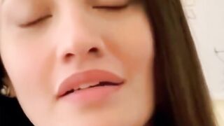 Muniba Mazari talks about Fear- Inspirational Video