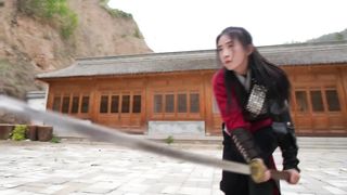 Have you seen this knife technique?